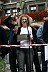 Dr. Eva Maria Fischer kommentiert die Entminungsdemonstration in München. Streumunition