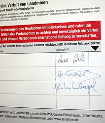 Unterschriften der prominenten Unterstützer Anne Will, Ulrike Folkerts und Sebastian Krumbiegel